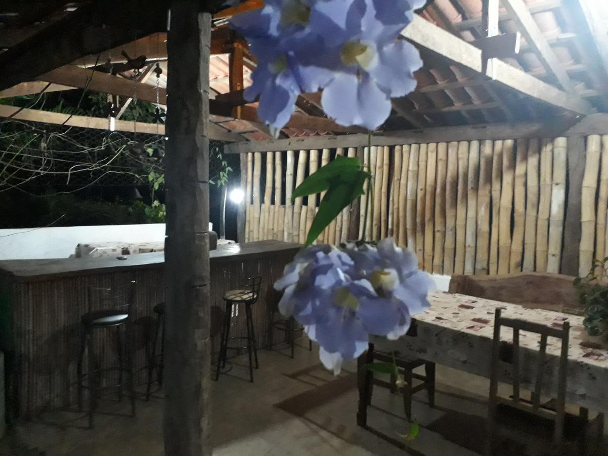 Villa Chacara bica dágua Pirenópolis Exterior foto